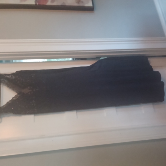 Sz16W, FAVIANA NAVY GOWN, WORN ONCE - Picture 11 of 12